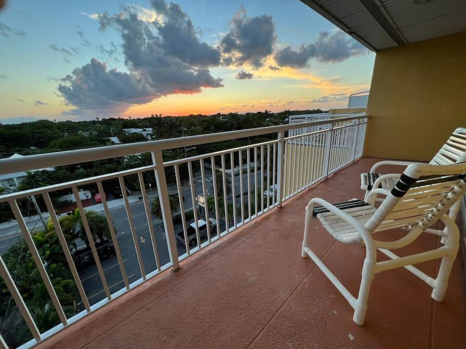 St Thomas - Waterfront Penthouse Sleeps 16 W Pool & Boat Dock Ferienhaus *